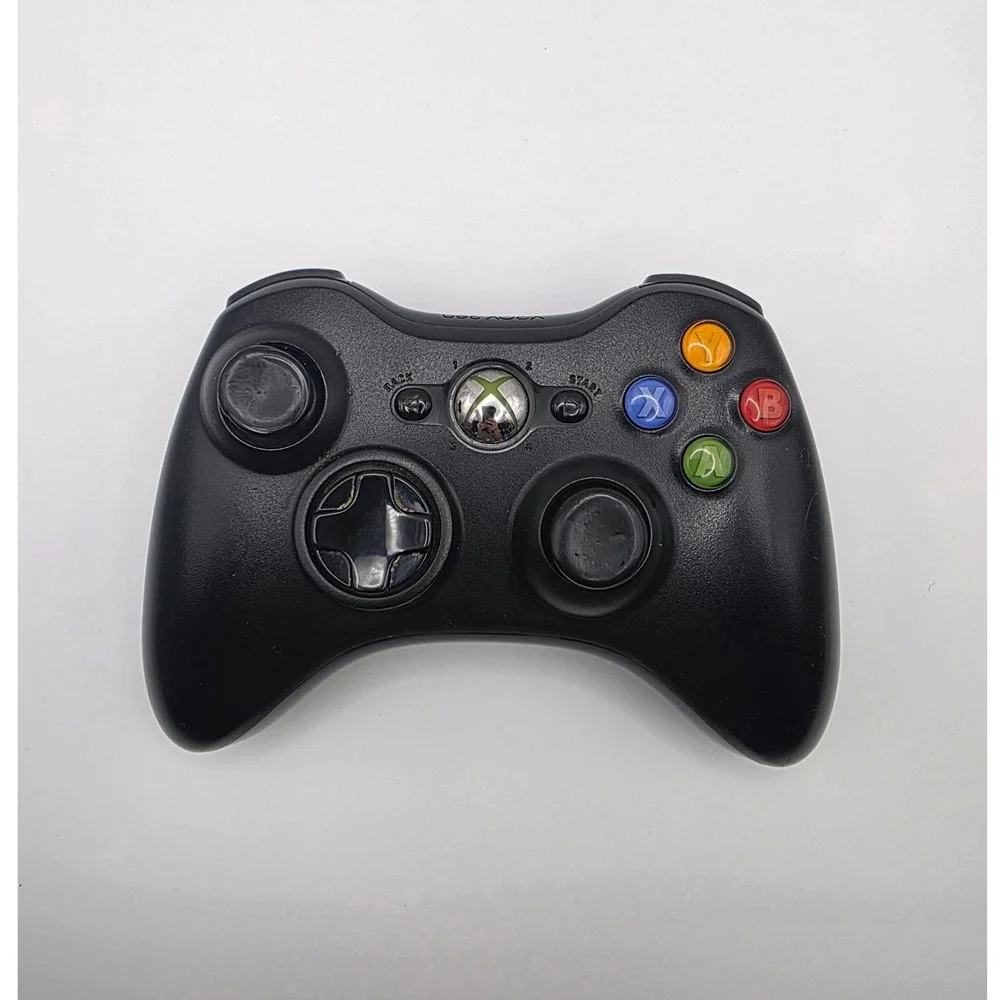 Microsoft Xbox 360 Wireless Controller Black with Energizer Battery Pack